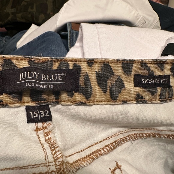 Leopard Print Skinny Pants - Picture 3 of 5